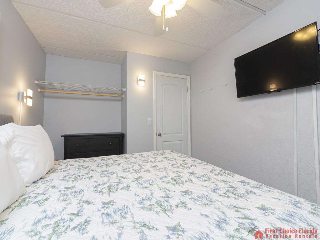 Beachers Lodge 131 Bedroom