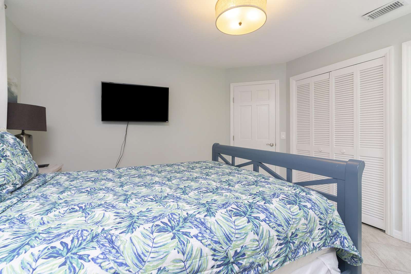 Ocean Sunrise - Guest Bedroom TV 2nd Floor