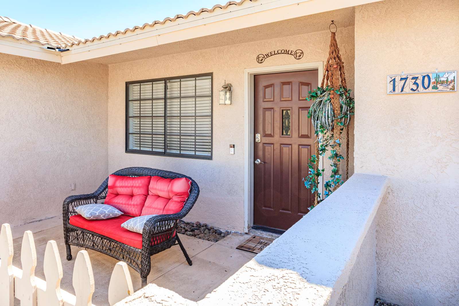 Front Door, Welcome!