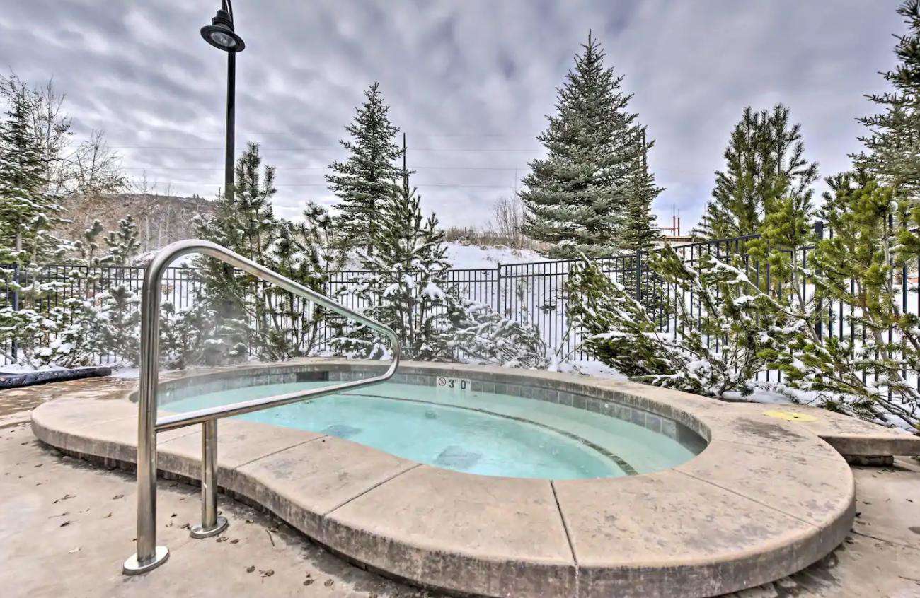 Community hot tub right near the building