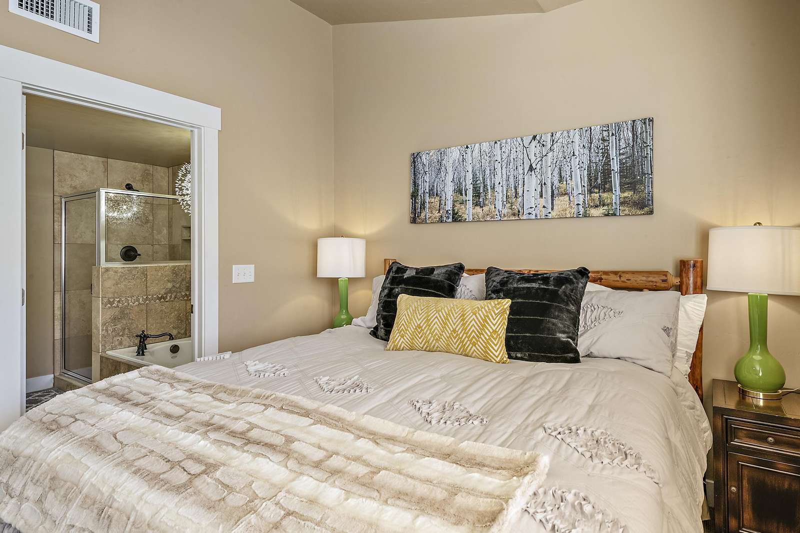 Master bedroom with en suite bathroom