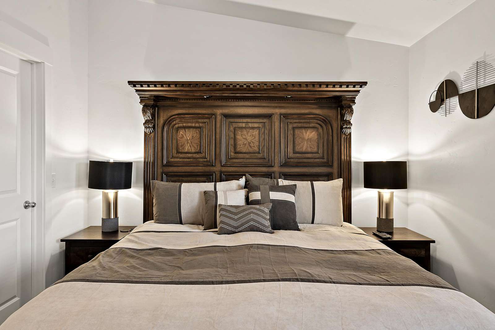 Comfortable king bed next to walk in closet