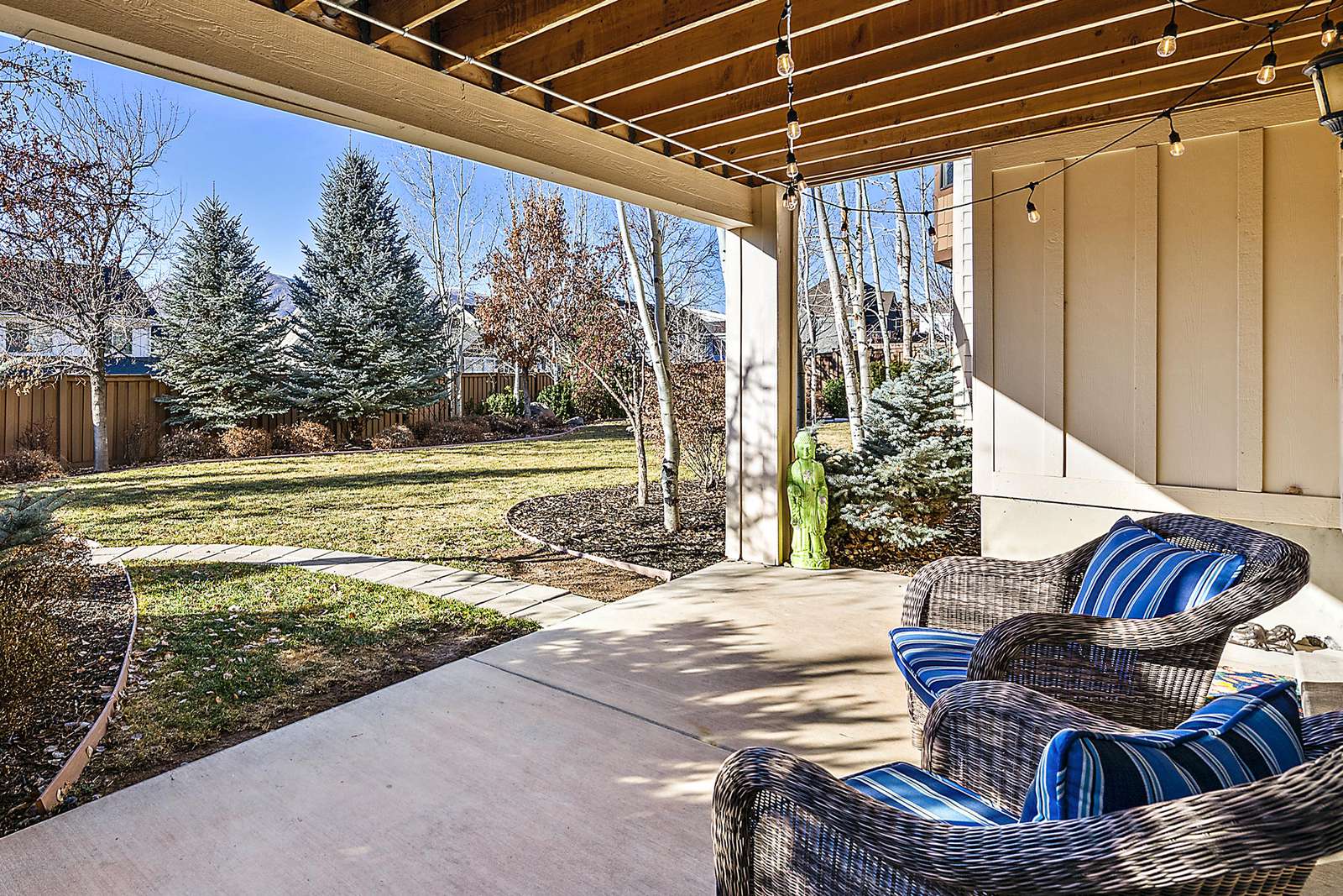 Relaxing open area accessed through living area
