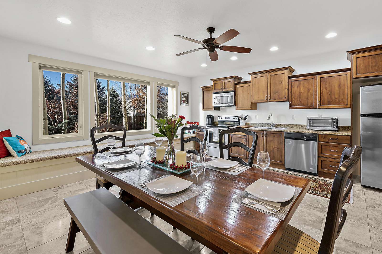 Spacious kitchen and dining area