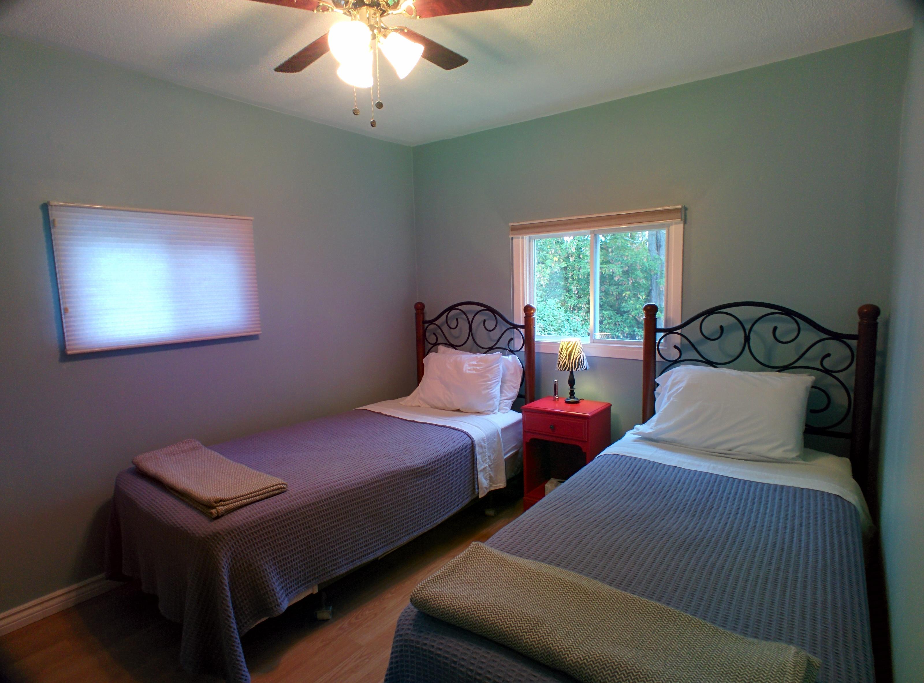 Two Extra long Single Bed Room